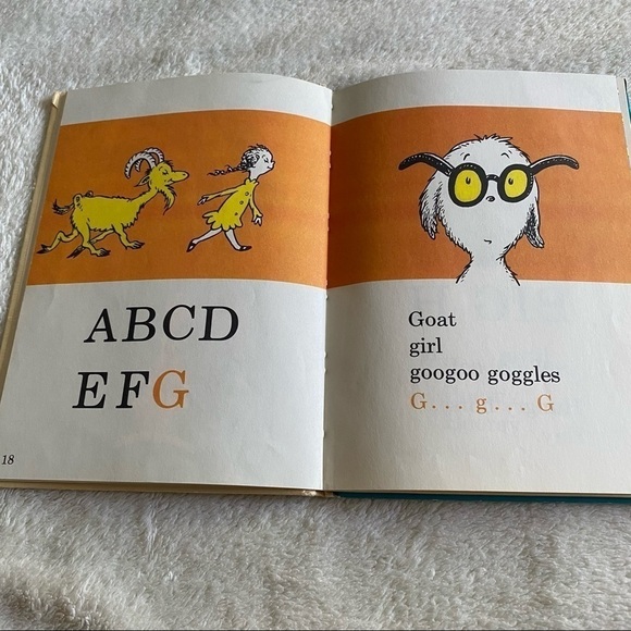 𝅺vintage Dr Seuss’s ABC hardcover 1963​​​​​ - Picture 3 of 5